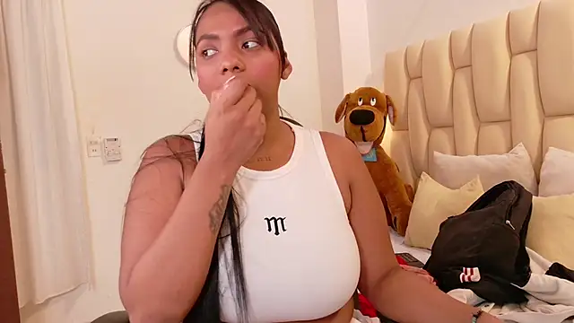 lia mariana online show from September 2025 02:35:01 AM