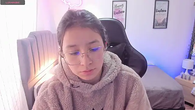 Snapshot of Amy_joones chatting on January 2025 01:40:02 PM Amy joones online show from January 2025 01:40:02 PM
