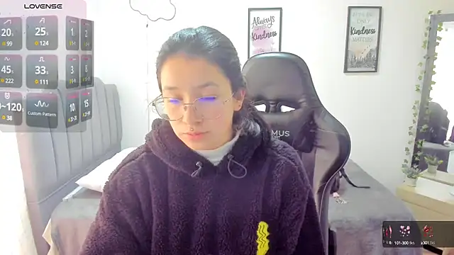 Snapshot of Amy_joones chatting on February 2025 01:30:01 PM Amy joones online show from February 2025 01:30:01 PM