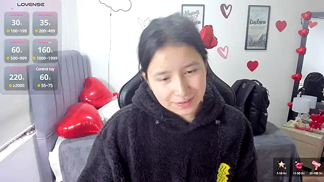 Snapshot of Amy_joones chatting on February 2025 01:22:02 PM Amy joones online show from February 2025 01:22:02 PM