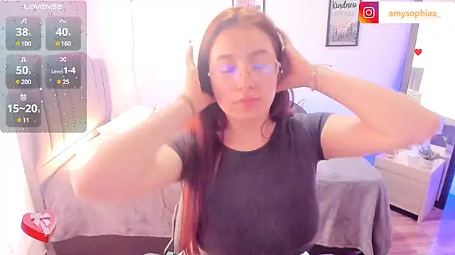 Snapshot of Amy_joones chatting on March 2025 04:46:01 PM Amy joones online show from March 2025 04:46:01 PM