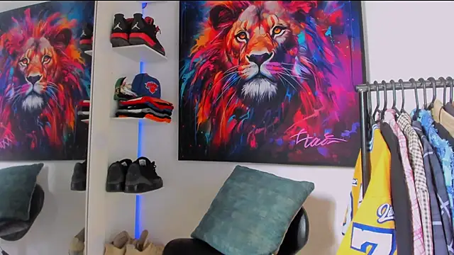 Snapshot of Pantera_black_21 chatting on December 2025 06:25:02 PM Pantera black 21 online show from December 2025 06:25:02 PM