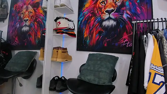 Snapshot of Pantera_black_21 chatting on February 2026 03:54:01 AM Pantera black 21 online show from February 2026 03:54:01 AM