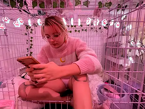 LaskaLeRoomba online show from September 2025 05:18:02 PM