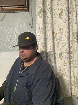 Miguel16i online show from March 2025 04:25:01 AM