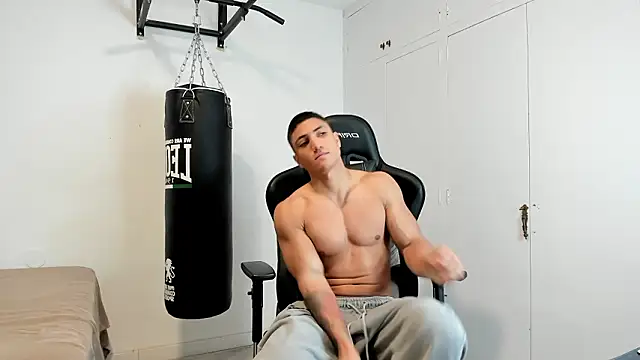 dan01  online show from March 2026 12:42:02 PM