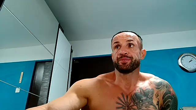 Magnificmuscles89 online show from September 2025 11:10:01 PM