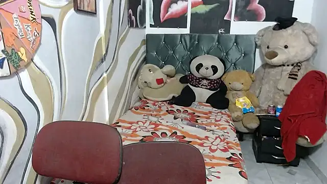 Snapshot of manzanahot9 chatting on February 2026 01:16:02 PM manzanahot9 online show from February 2026 01:16:02 PM