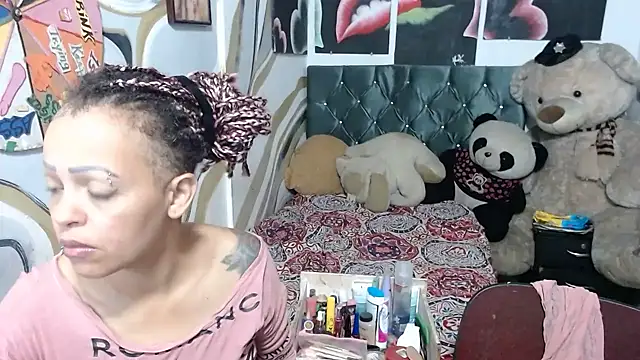 Snapshot of manzanahot9 chatting on April 2026 10:38:01 AM manzanahot9 online show from April 2026 10:38:01 AM