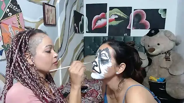 Snapshot of manzanahot9 chatting on April 2026 01:41:01 PM manzanahot9 online show from April 2026 01:41:01 PM