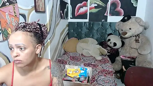 Snapshot of manzanahot9 chatting on April 2026 08:06:01 PM manzanahot9 online show from April 2026 08:06:01 PM