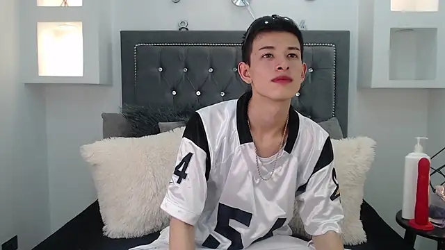 MaikCarver online show from January 2025 04:02:01 AM