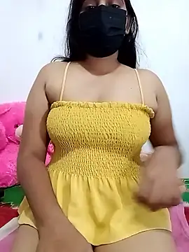 Snapshot of SLZAARA chatting on January 2026 08:32:01 PM SLZAARA online show from January 2026 08:32:01 PM