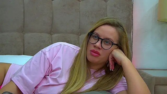 MariaNeumann online show from January 2025 10:39:01 PM