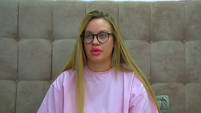 MariaNeumann online show from January 2025 04:44:01 AM