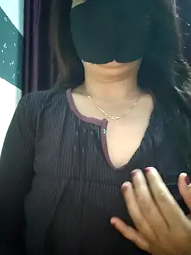 Aishwaryaa 69 online show from February 2025 12:42:01 PM