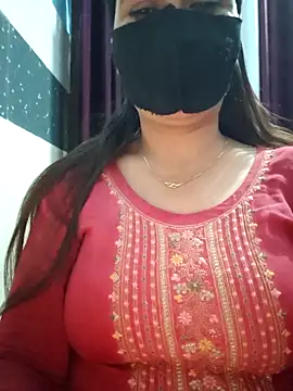 Aishwaryaa 69 online show from March 2025 12:04:02 PM