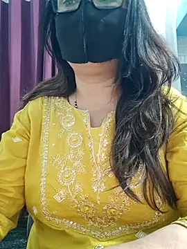 Snapshot of Aishwaryaa_69 chatting on April 2026 02:41:01 PM Aishwaryaa 69 online show from April 2026 02:41:01 PM