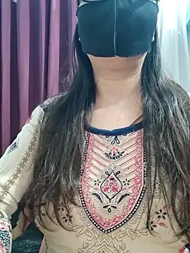 Snapshot of Aishwaryaa_69 chatting on May 2026 02:29:02 AM Aishwaryaa 69 online show from May 2026 02:29:02 AM