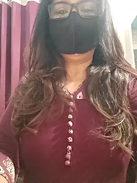 Snapshot of Aishwaryaa_69 chatting on May 2026 02:51:02 AM Aishwaryaa 69 online show from May 2026 02:51:02 AM