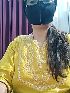 Snapshot of Aishwaryaa_69 chatting on May 2026 01:03:02 AM Aishwaryaa 69 online show from May 2026 01:03:02 AM