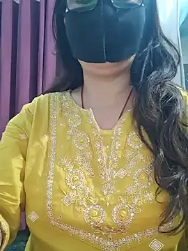 Snapshot of Aishwaryaa_69 chatting on June 2026 03:46:01 AM Aishwaryaa 69 online show from June 2026 03:46:01 AM