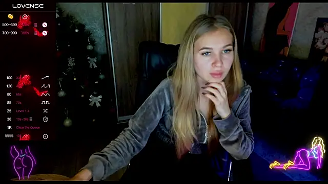 Snapshot of _NigoNika chatting on December 2024 02:53:01 PM  NigoNika online show from December 2024 02:53:01 PM