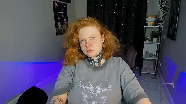 Cassie xKiss online show from September 2025 08:14:01 PM