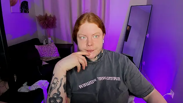 Cassie xKiss online show from April 2026 08:39:01 PM