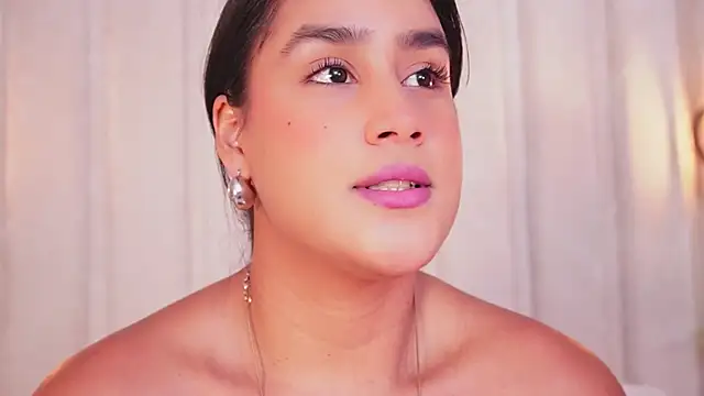 bonniekim  online show from September 2025 10:09:02 PM