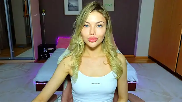 EmmyMills online show from February 2025 09:27:02 PM