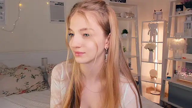 Snapshot of YuNabif chatting on February 2025 11:05:01 AM YuNabif online show from February 2025 11:05:01 AM
