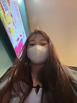 Lami Mi online show from February 2025 02:02:01 PM