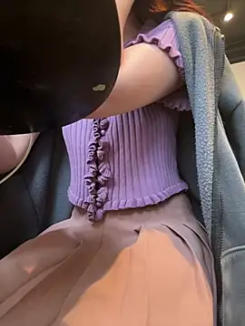 Lami Mi online show from February 2025 10:36:02 AM