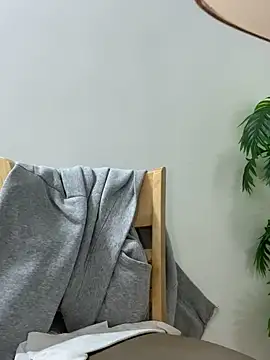 Lami Mi online show from September 2025 06:18:02 AM