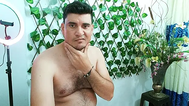 dannamomcerrat online show from September 2025 12:04:01 AM