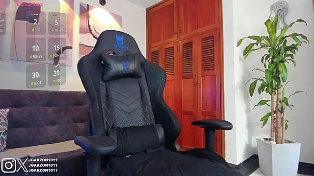  joansoto online show from September 2025 02:05:02 PM