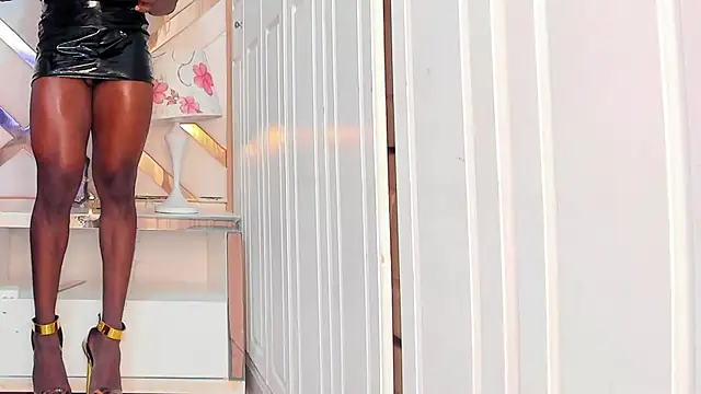 Snapshot of BriggitteEbonny chatting on September 2025 05:55:02 AM BriggitteEbonny online show from September 2025 05:55:02 AM