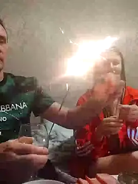 Snapshot of Viause_Kentauelle chatting on December 2024 10:01:02 PM Viause Kentauelle online show from December 2024 10:01:02 PM