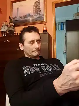 Snapshot of Viause_Kentauelle chatting on January 2025 09:04:02 AM Viause Kentauelle online show from January 2025 09:04:02 AM