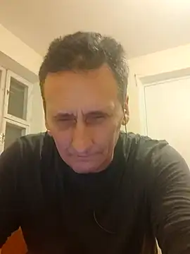 Snapshot of Viause_Kentauelle chatting on March 2025 07:01:02 PM Viause Kentauelle online show from March 2025 07:01:02 PM