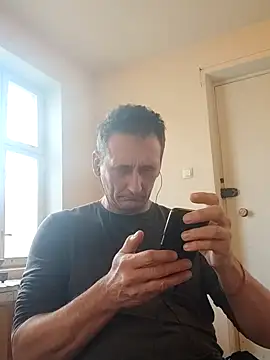 Snapshot of Viause_Kentauelle chatting on March 2025 01:17:02 PM Viause Kentauelle online show from March 2025 01:17:02 PM