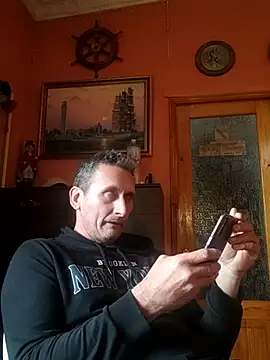 Snapshot of Viause_Kentauelle chatting on April 2026 05:58:01 AM Viause Kentauelle online show from April 2026 05:58:01 AM
