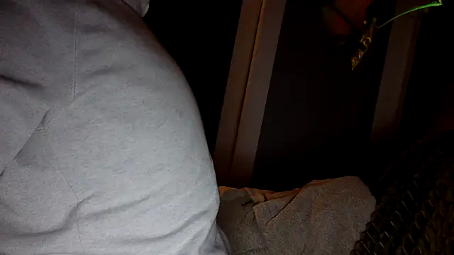 donhulio482 online show from February 2025 02:16:02 AM