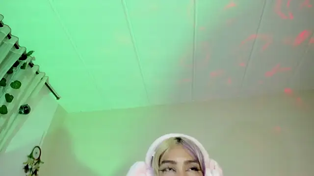 party-naugthysex online show from January 2025 09:43:02 AM