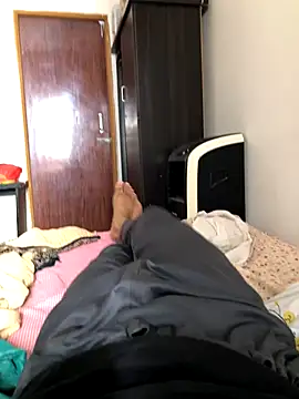 Zeuhorny online show from September 2025 09:24:01 AM