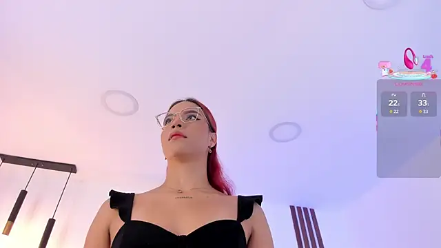 Scarlett Morgan  online show from November 2025 07:25:02 PM