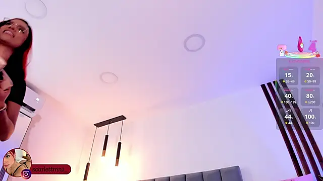 Scarlett Morgan  online show from November 2025 07:23:02 PM