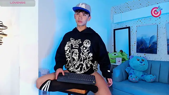 Niico Cruz online show from February 2025 04:54:01 AM