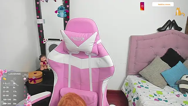 Katalina novoa online show from March 2026 02:39:01 AM